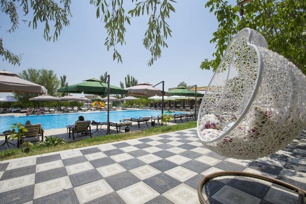 Hotel Cross Resort Yerevan (Eriwan)